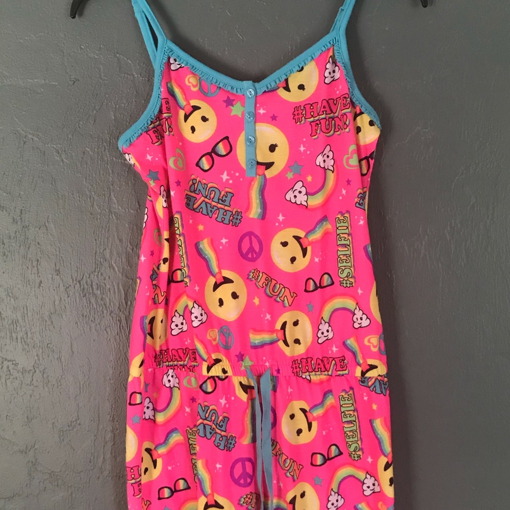 NWOT Youth sleepwear